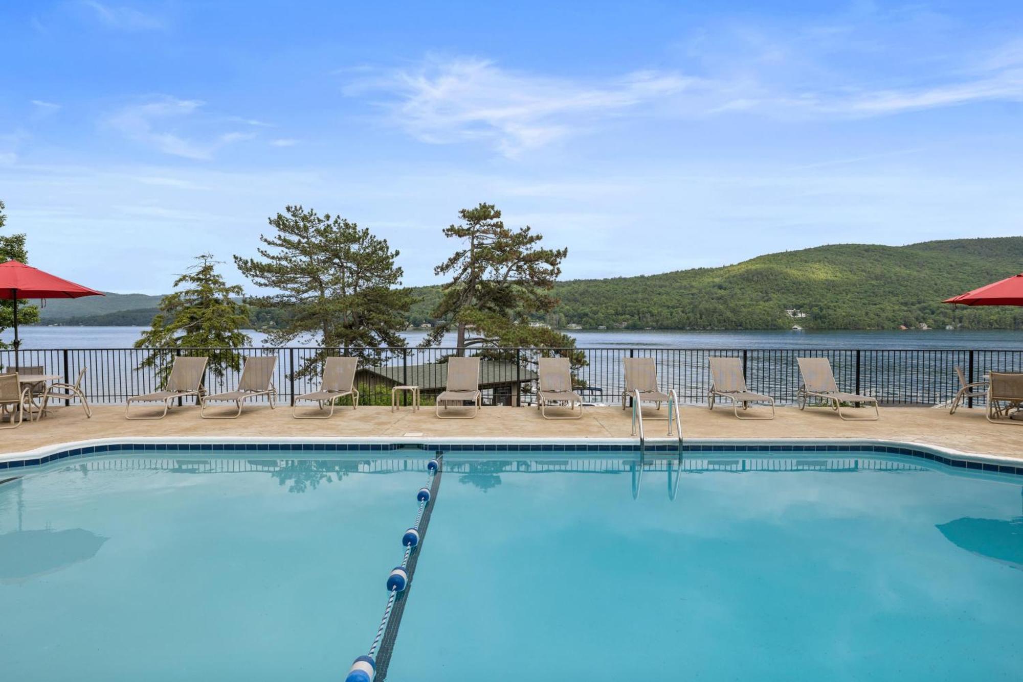 Sun Castle Resort Lake George Exteriér fotografie
